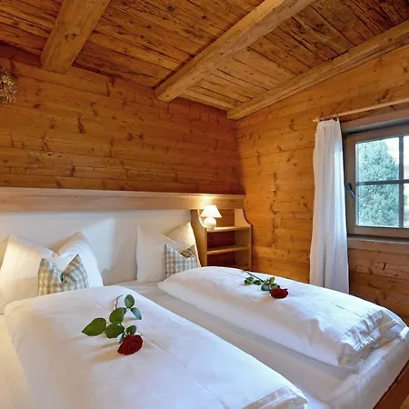 Апартаменты Poellhof